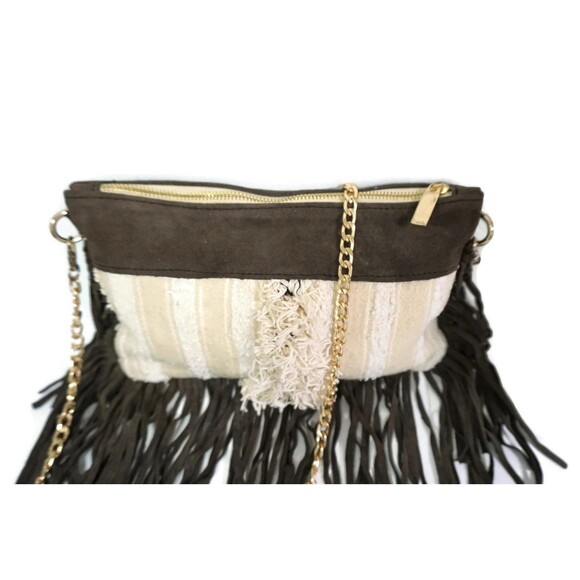 Handira Fringe Shoulder Bag: Moroccan Suede Leather Purse - Picture 5 of 9